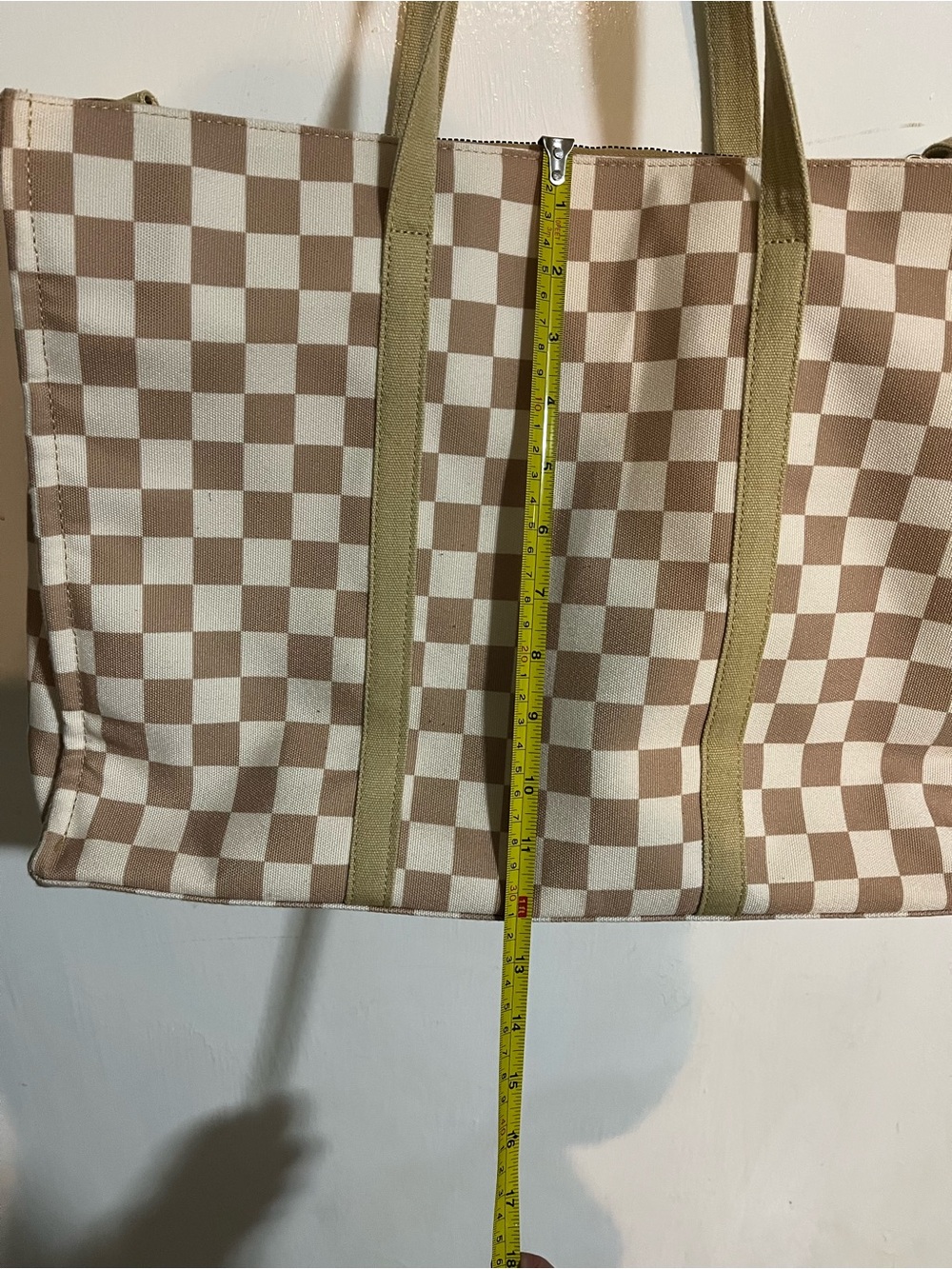 Neutral Checkered Tote Bag - Picture 13 of 15